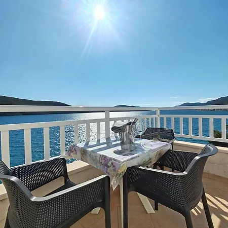 Mediterano Konukevi *