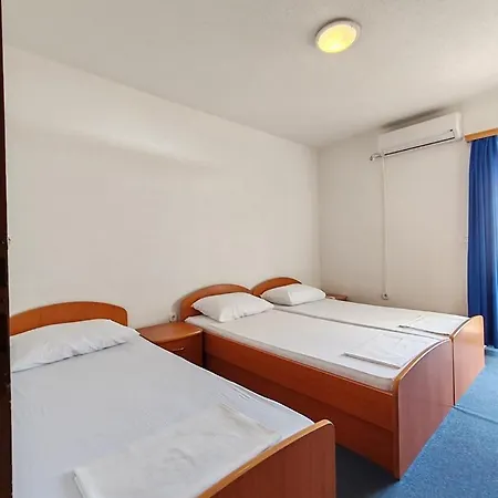 Mediterano Guest house *
